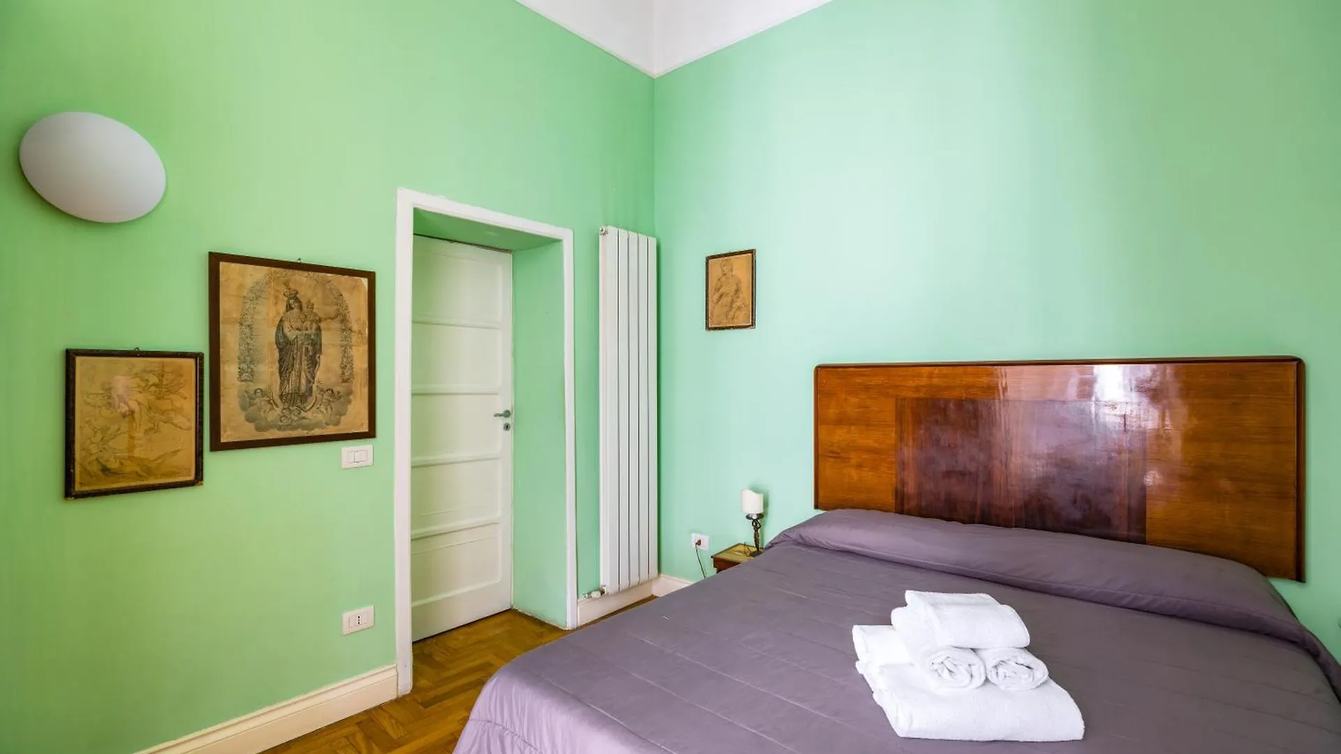 Cavour Art And Museum Flat By Napoliapartments 0*, Naples