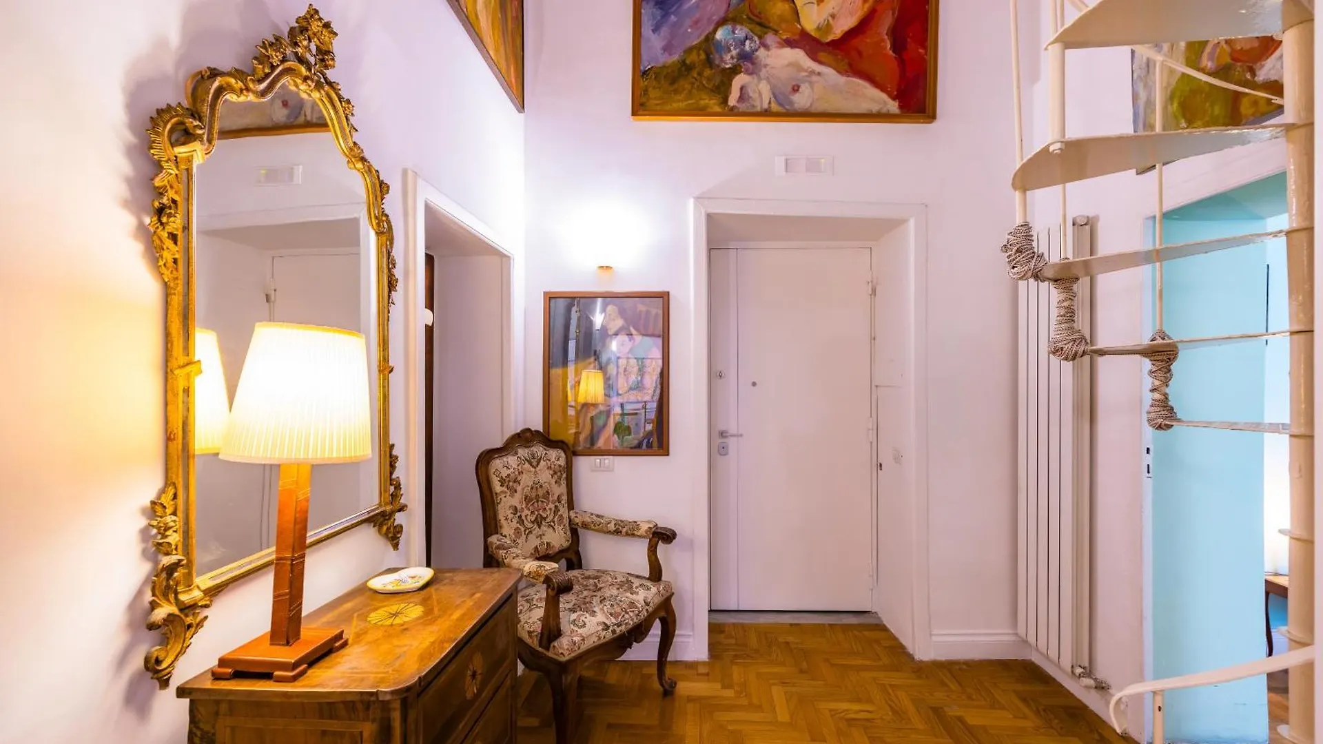 Cavour Art And Museum Flat By Napoliapartments Naples